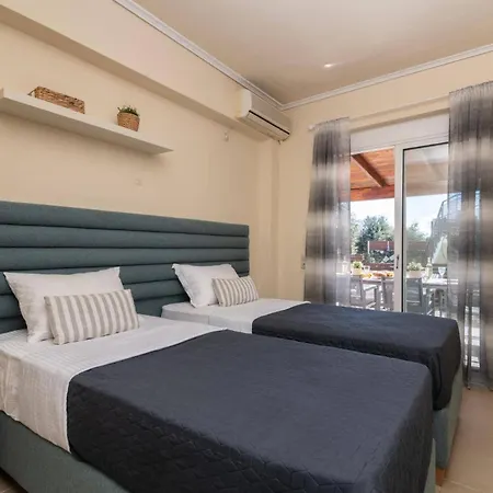 Gisele With Private Pool *